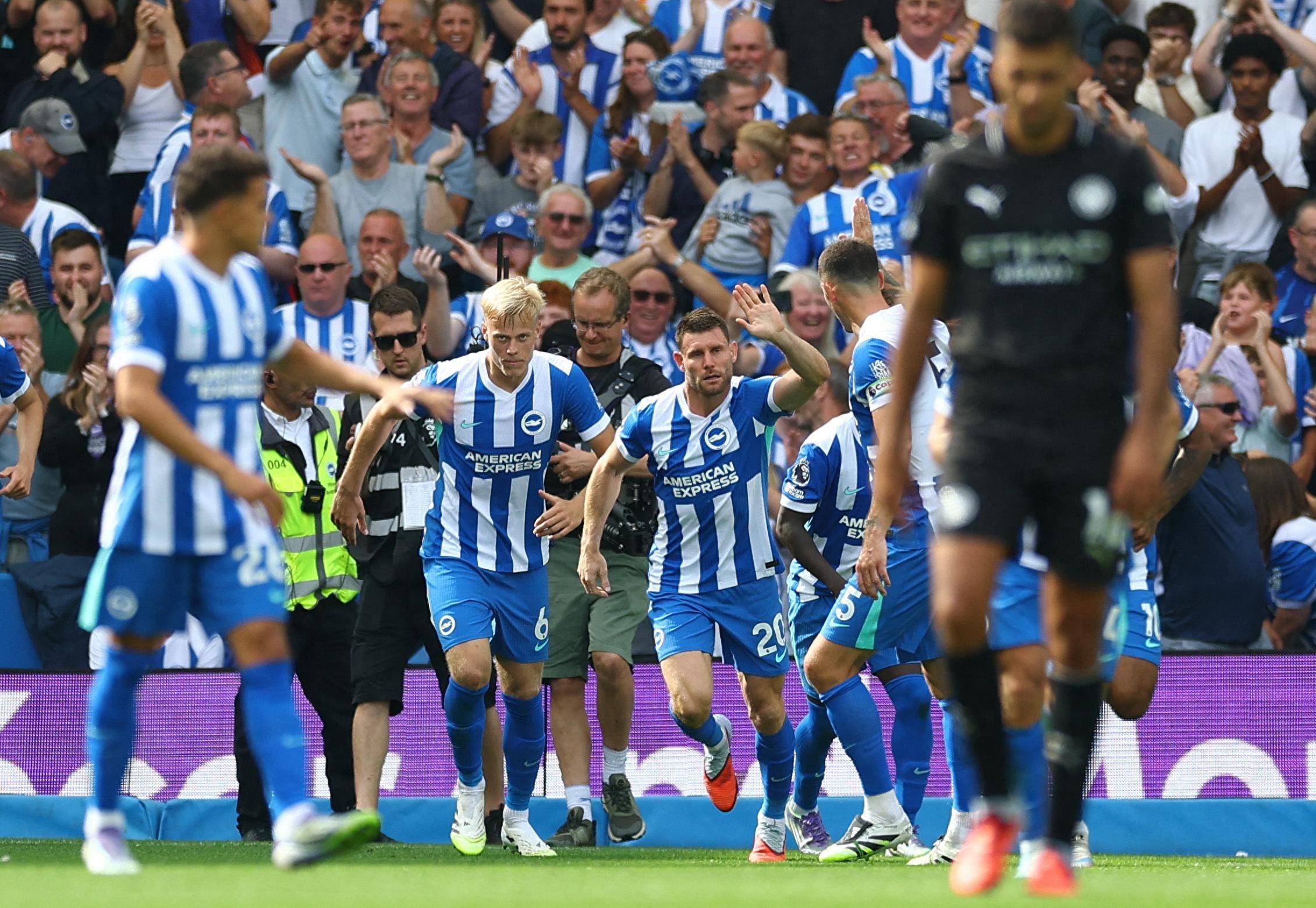 天要亡我？44岁阿隆索欲哭无泪：10大后卫仅1人能用 2天后迎生死战（44岁阿隆索陷防线危机：10名后卫仅1人可用，2天后迎生死战）